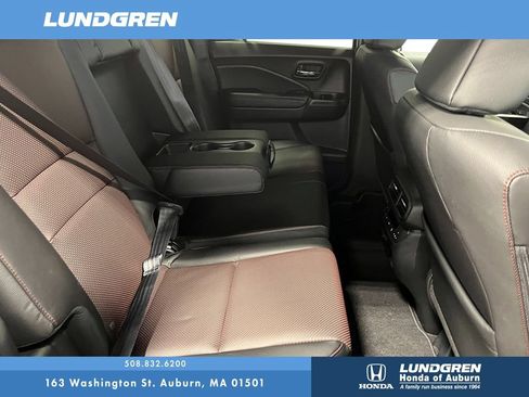 New 2026 Honda Ridgeline Black Edition image 8