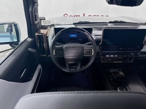 Used 2024 GMC Hummer EV 3X w/ Omega Edition AWD/4WD image 24
