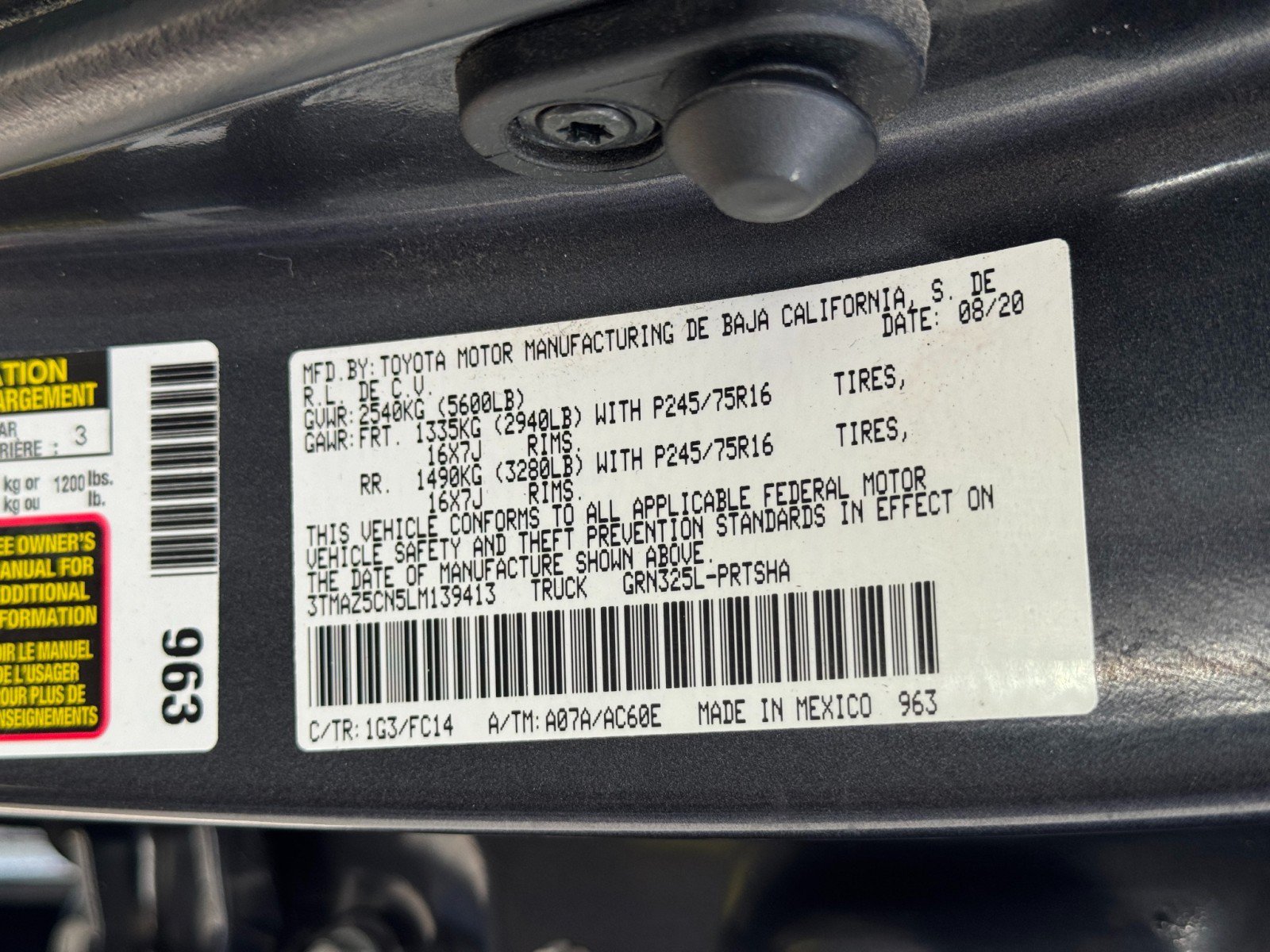 Used 2020 Toyota Tacoma SR5 RWD image 38