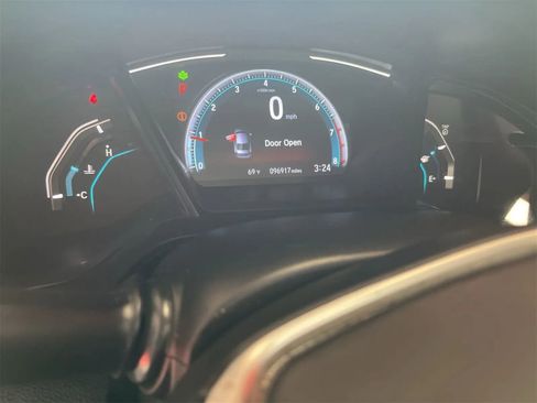 Used 2020 Honda Civic LX image 4