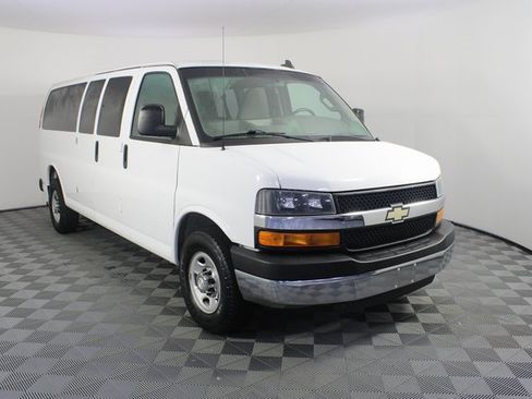 Used 2016 Chevrolet Express 3500 LT w/ LT Preferred Equipment Group image 21