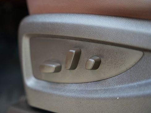 Used 2017 Chevrolet Silverado 3500 High Country w/ Duramax Plus Package image 48