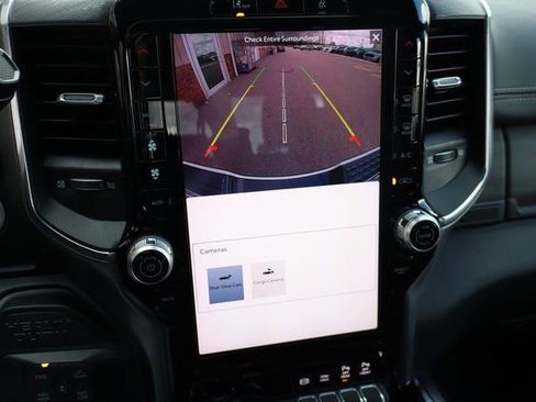 Used 2025 RAM 2500 Laramie image 28