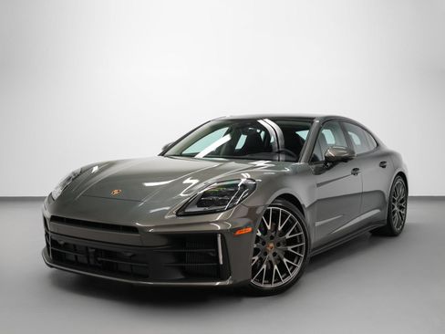 Certified 2026 Porsche Panamera 4 AWD/4WD image 1