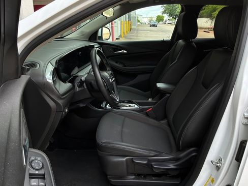 Used 2025 Buick Encore GX Preferred FWD image 10