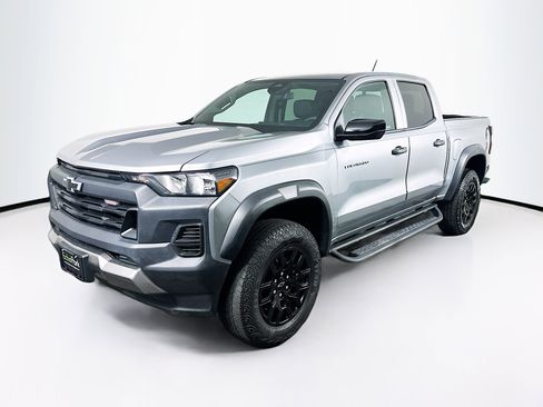 Used 2024 Chevrolet Colorado Trail Boss w/ Advanced Trailering Package image 3