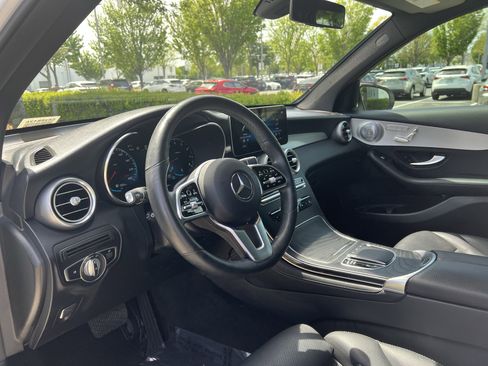 Used 2020 Mercedes-Benz GLC 300 4MATIC image 17
