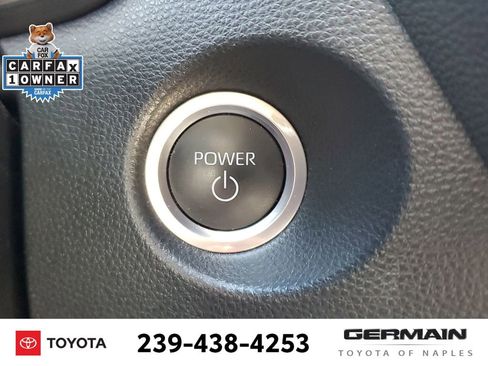 Certified 2023 Toyota Corolla Cross XSE image 33