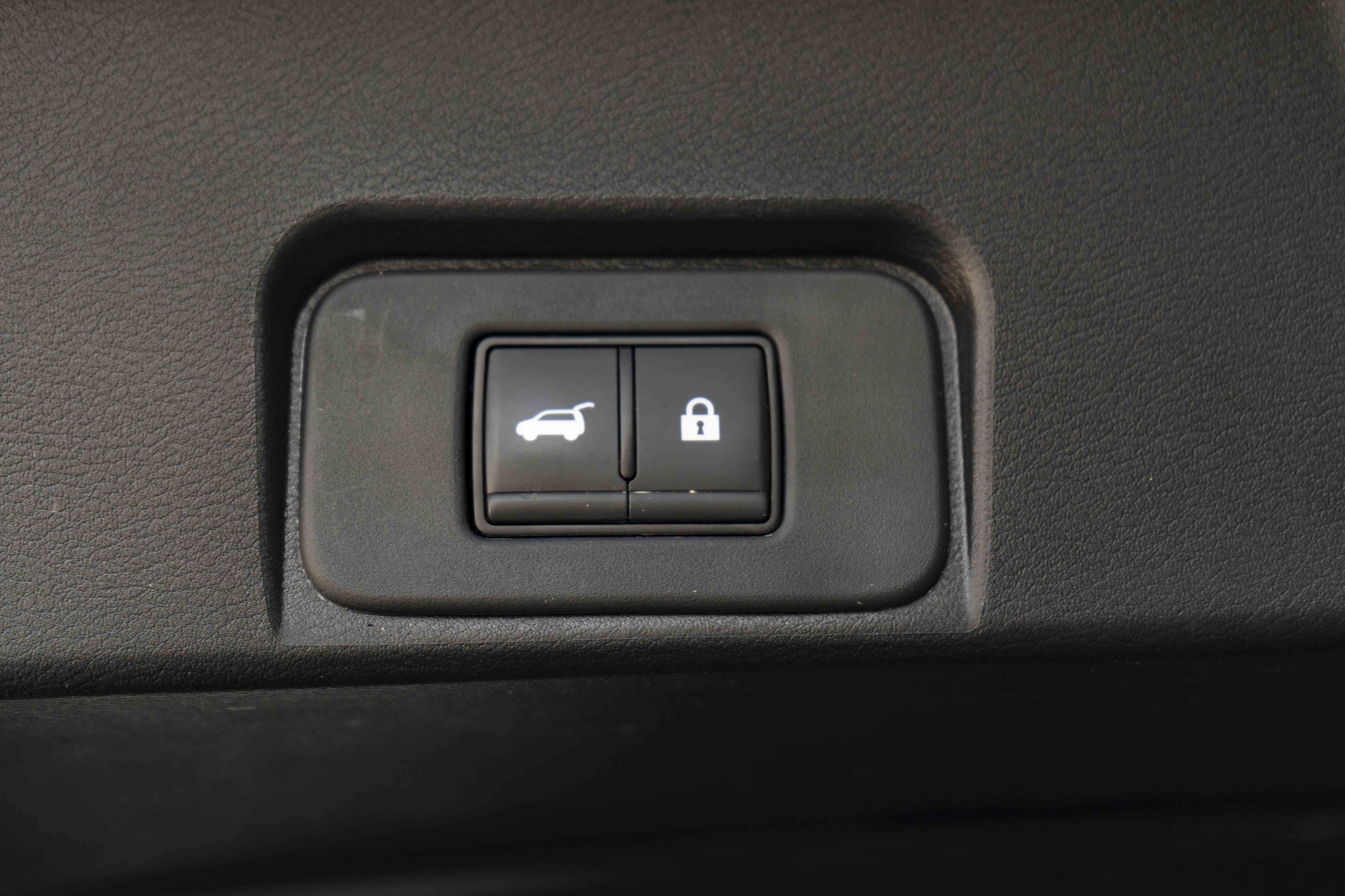 Used 2026 Nissan Rogue SL AWD/4WD image 35