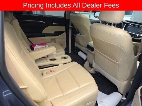 Used 2015 Toyota Highlander Limited AWD/4WD image 13