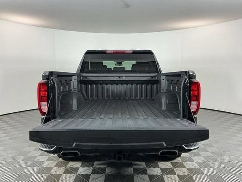 Used 2023 GMC Sierra 1500 Elevation w/ X31 Off-Road Package AWD/4WD image 8
