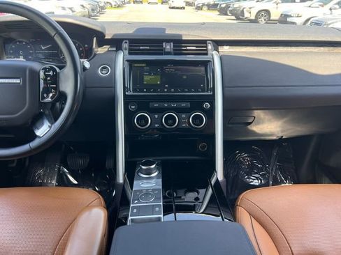 Used 2020 Land Rover Discovery HSE AWD/4WD image 16