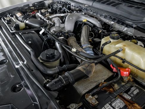 Used 2021 Ford F250 Platinum w/ FX4 Off-Road Package image 51