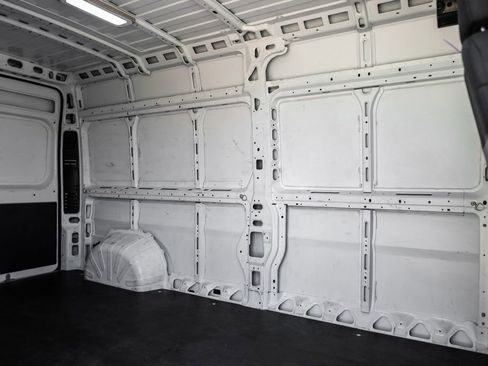 Used 2023 RAM ProMaster 2500 image 37