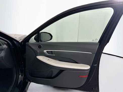 Used 2025 Hyundai Sonata SEL FWD image 31