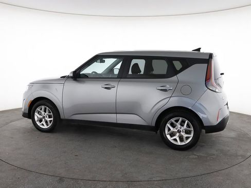 Used 2025 Kia Soul LX w/ LX Technology Package image 8