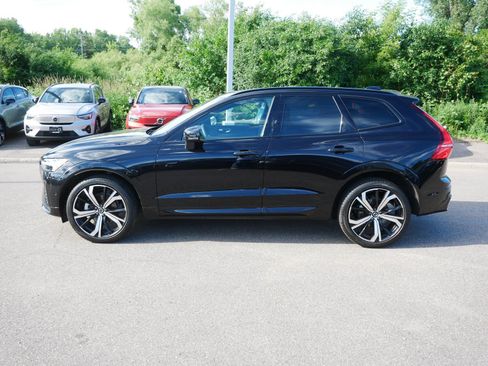 Certified 2024 Volvo XC60 B5 Ultimate w/ Climate Package AWD/4WD image 4