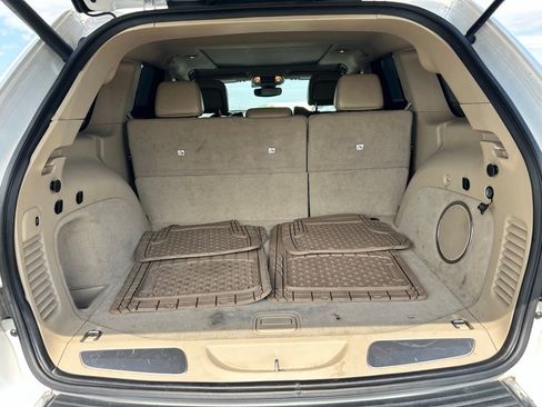 Used 2018 Jeep Grand Cherokee Overland AWD/4WD image 28