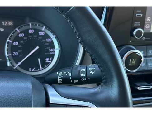 Used 2022 Toyota Highlander XLE image 41