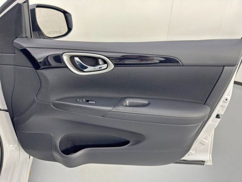 Used 2019 Nissan Sentra SV image 37