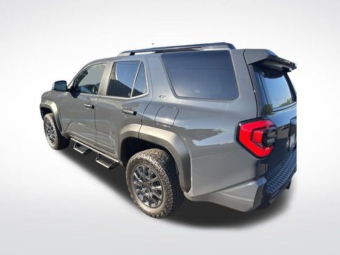 Used 2025 Toyota 4Runner SR5 RWD image 4