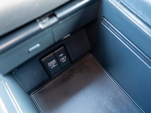 Used 2022 Honda Pilot TrailSport image 45