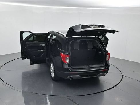 Certified 2023 Ford Explorer Limited w/ Limited Technology Package AWD/4WD image 45