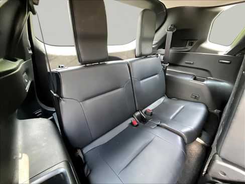 Used 2024 Mitsubishi Outlander SE Black Edition AWD/4WD image 26