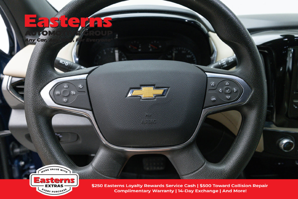 Used 2023 Chevrolet Traverse LS w/ Safety Package FWD image 11