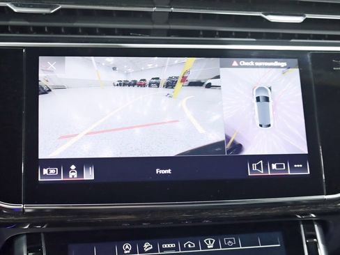 Used 2022 Audi SQ8 Prestige AWD/4WD image 21