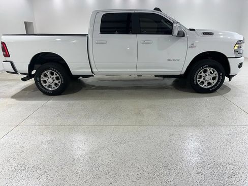 Used 2024 RAM 2500 Laramie AWD/4WD image 6