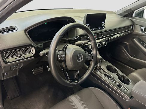 Used 2025 Honda Civic Sport image 18