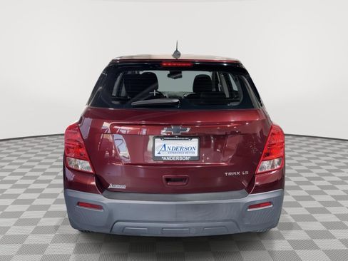 Used 2016 Chevrolet Trax LS w/ LPO, Protection Package FWD image 8