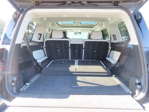 Used 2023 Rivian R1S Adventure AWD/4WD image 33