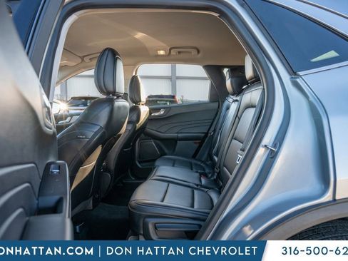 Used 2021 Ford Escape Titanium image 22