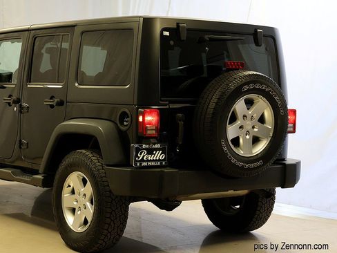 Used 2014 Jeep Wrangler Unlimited Sport w/ Quick Order Package 24S AWD/4WD image 8