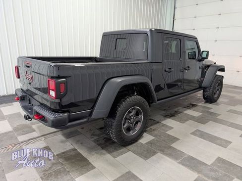 Used 2022 Jeep Gladiator Rubicon w/ Cold Weather Group AWD/4WD image 5