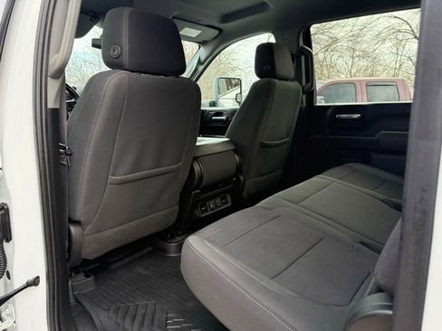 Used 2023 Chevrolet Silverado 2500 LT w/ Convenience Package image 14