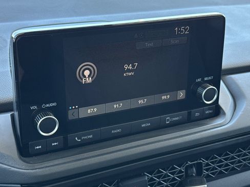 Used 2024 Honda Accord EX image 21