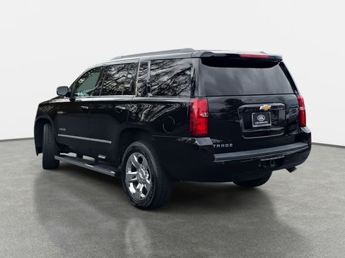 Used 2017 Chevrolet Tahoe LT w/ LT Signature Package image 7