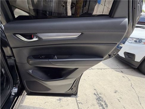 Used 2019 MAZDA CX-5 Touring FWD image 25
