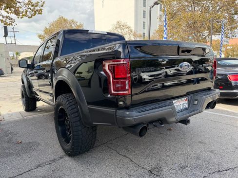 Used 2017 Ford F150 Raptor w/ Equipment Group 802A Luxury image 11