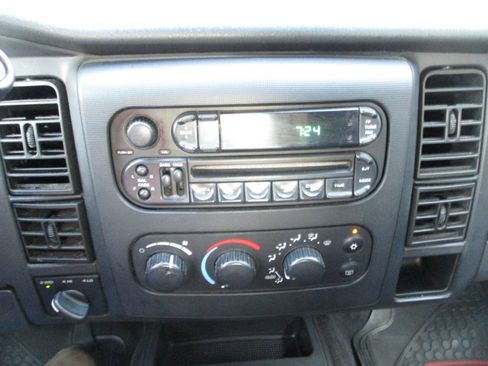 Used 2003 Dodge Dakota SLT AWD/4WD image 30