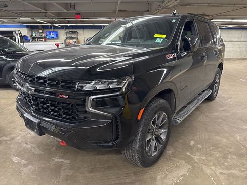 Certified 2023 Chevrolet Tahoe Z71 w/ Luxury Package image 2
