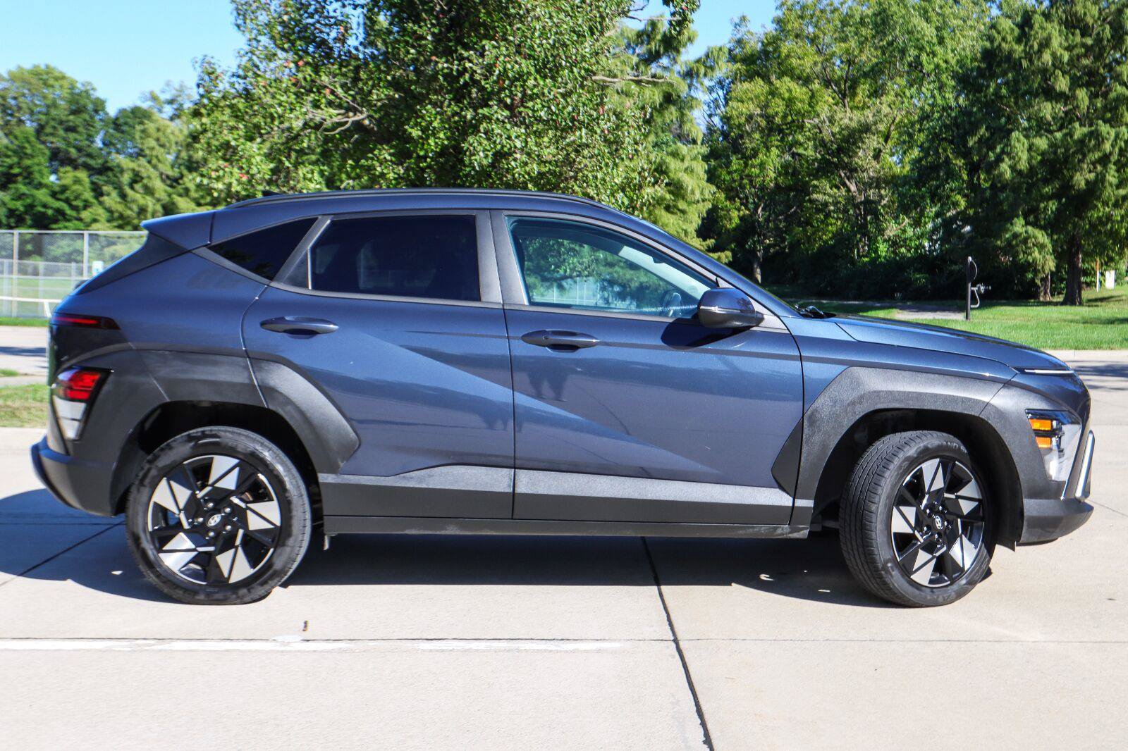 Used 2024 Hyundai Kona SEL AWD/4WD image 5