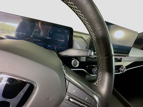 Used 2024 Honda Prologue Touring image 25