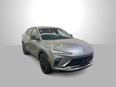 Used 2025 Buick Envista Sport Touring w/ Experience Buick Package image 1