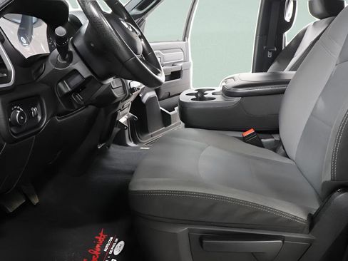 Used 2022 RAM 3500 Big Horn AWD/4WD image 20