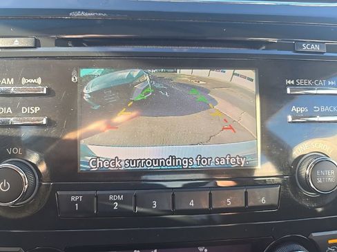 Used 2014 Nissan Altima 2.5 SV image 20