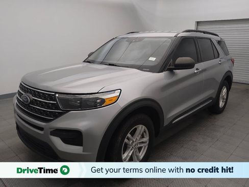 Used 2021 Ford Explorer XLT AWD/4WD image 1